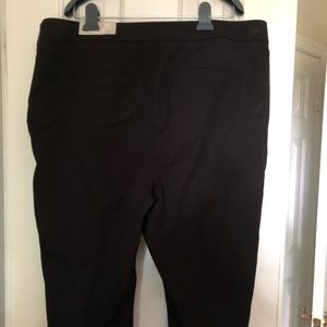 CHICOS Secret Stretch Black Dress Pants NWT